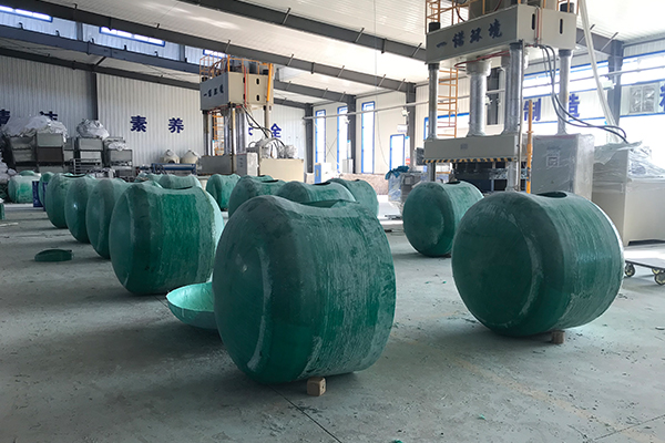 農(nóng)村為什么選擇使用玻璃鋼化糞池 農(nóng)村為什么選擇使用玻璃鋼化糞池